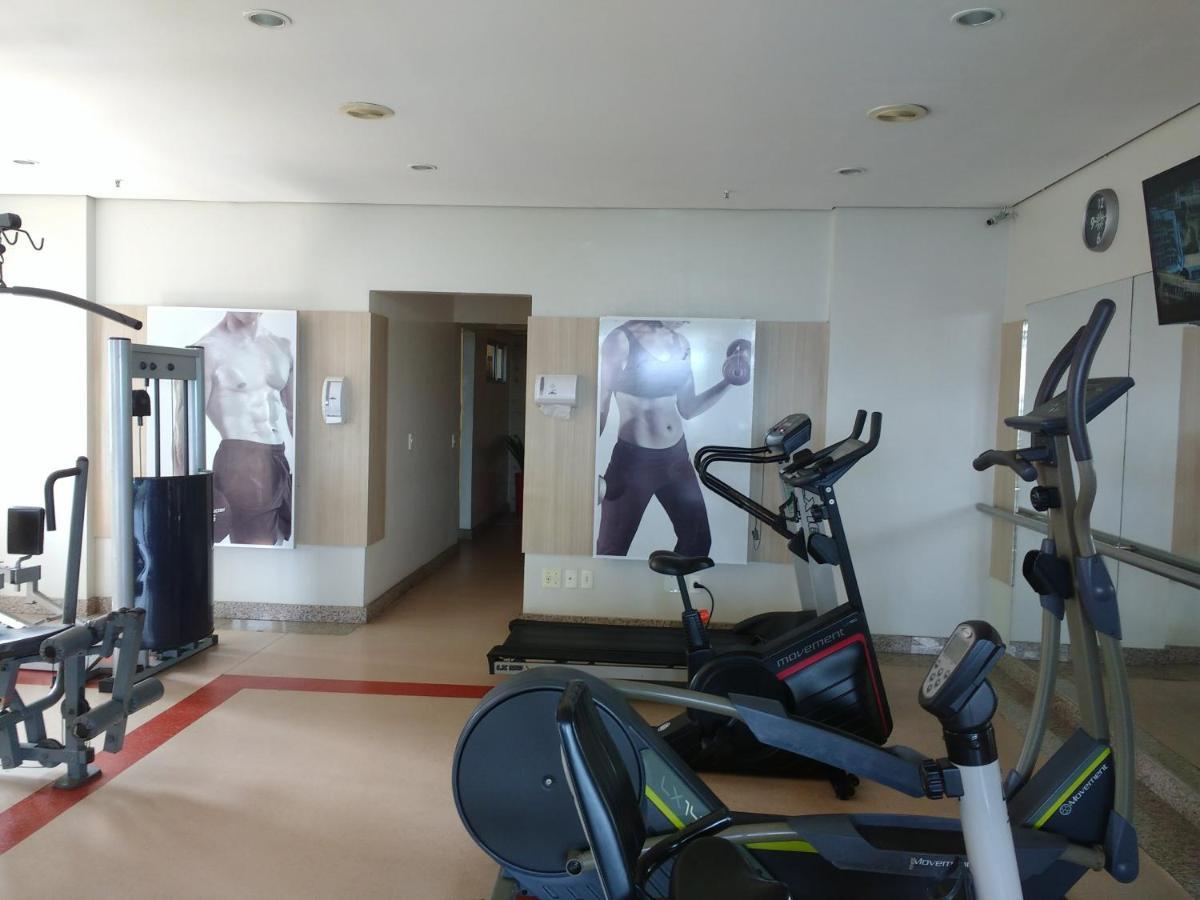 Flat Particular No Blue Tree